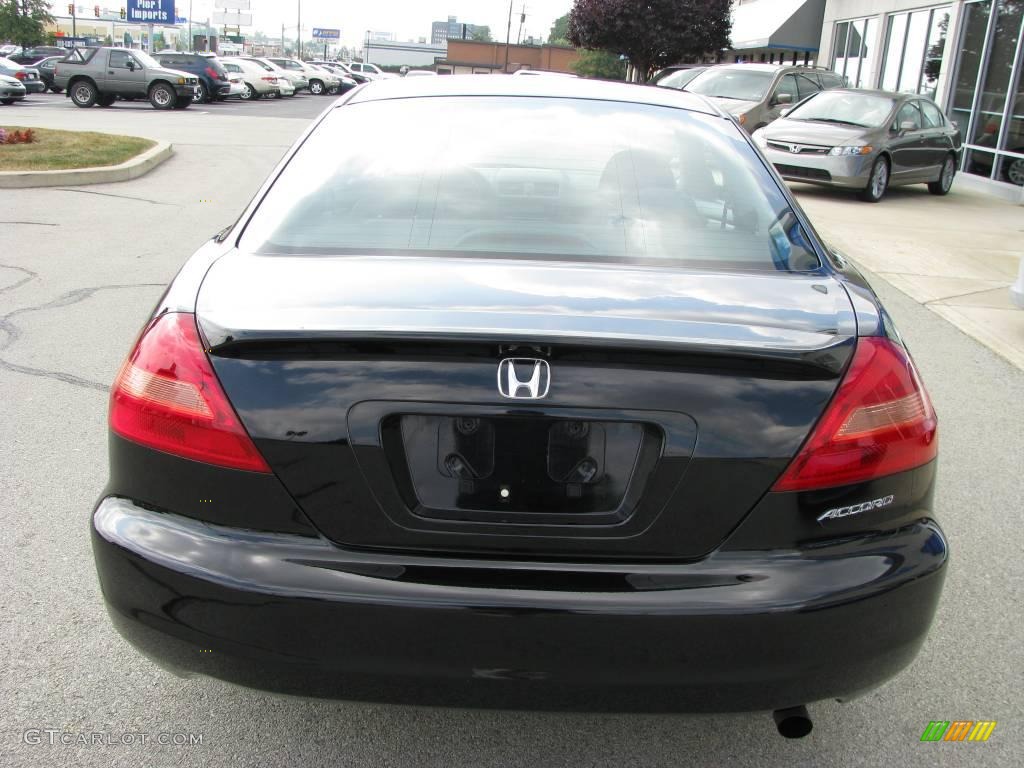 2005 Accord LX Special Edition Coupe - Nighthawk Black Pearl / Black photo #5