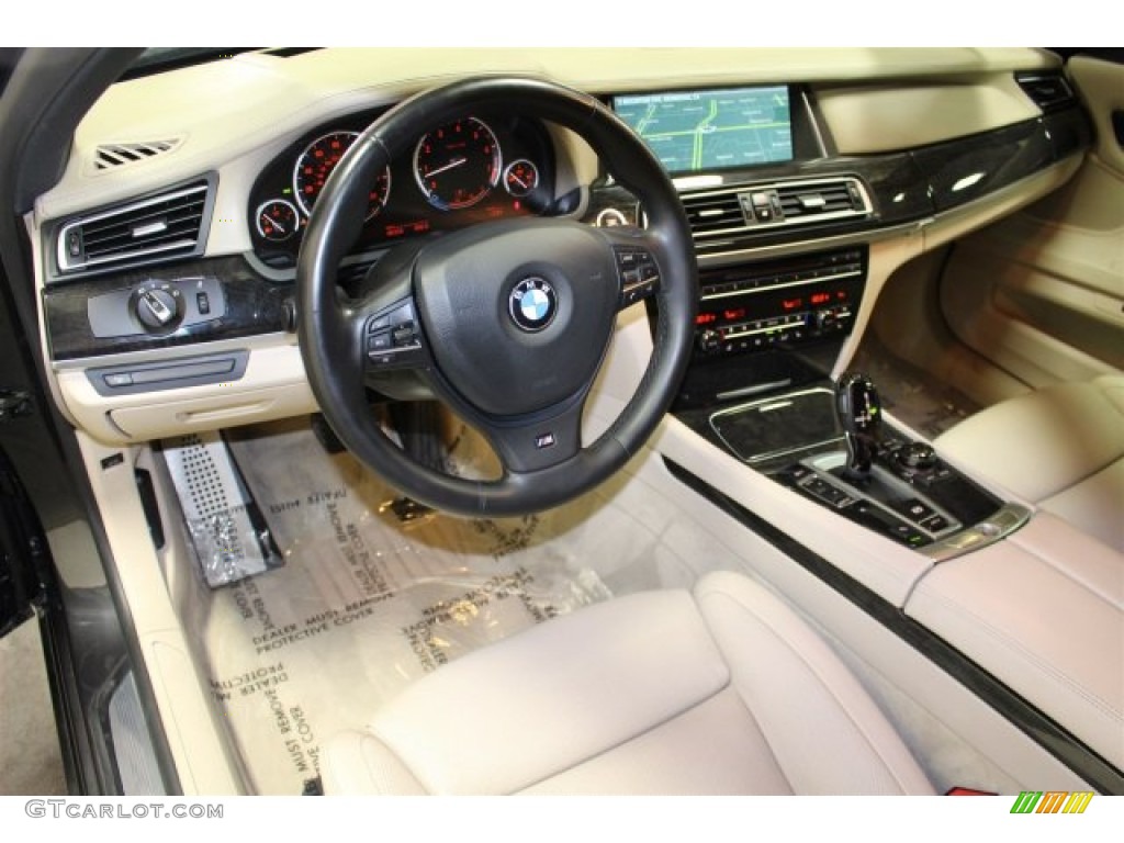 2013 7 Series 740i Sedan - Dark Graphite Metallic II / Oyster photo #9