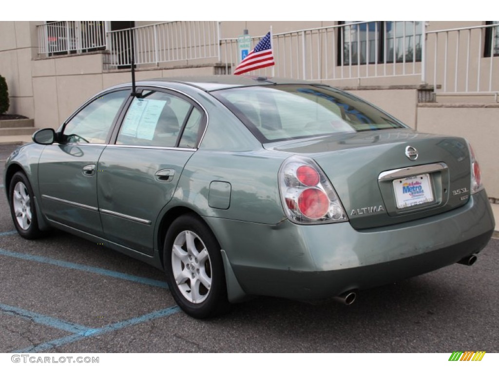 2005 Altima 3.5 SL - Mystic Emerald Green / Blond photo #4