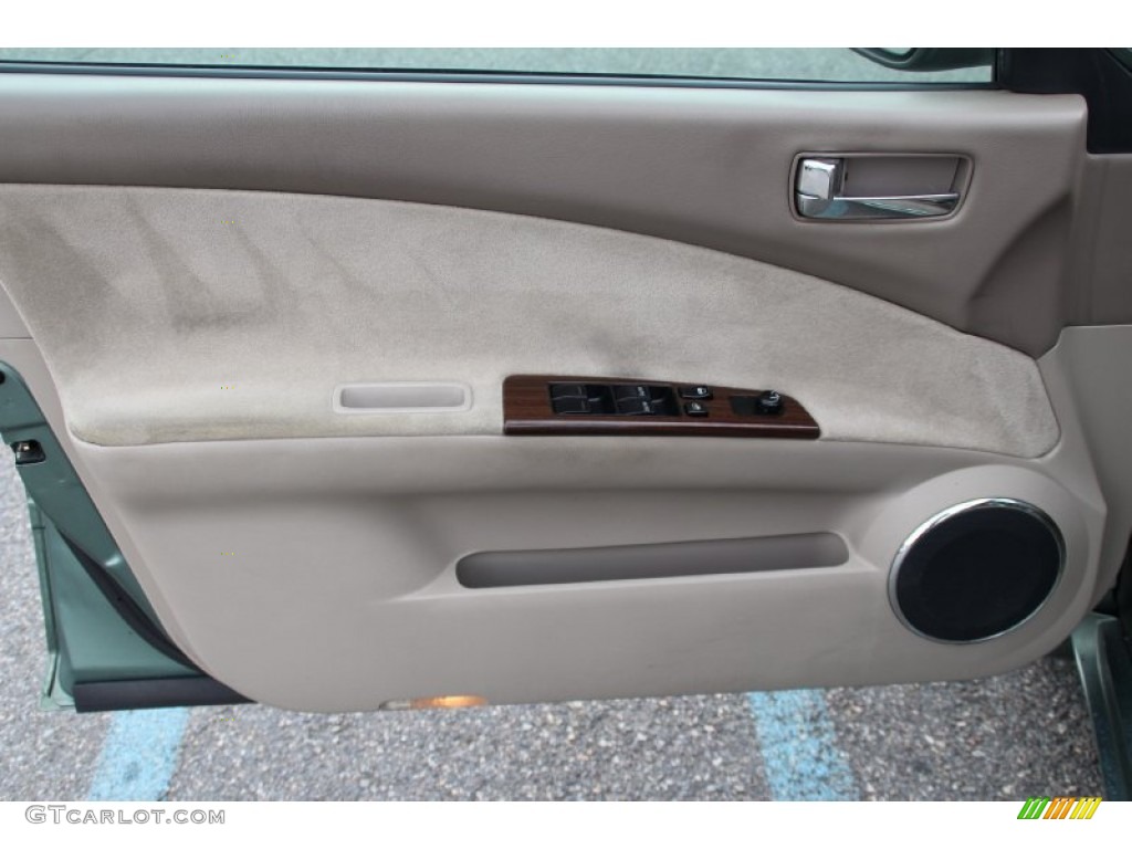 2005 Altima 3.5 SL - Mystic Emerald Green / Blond photo #5
