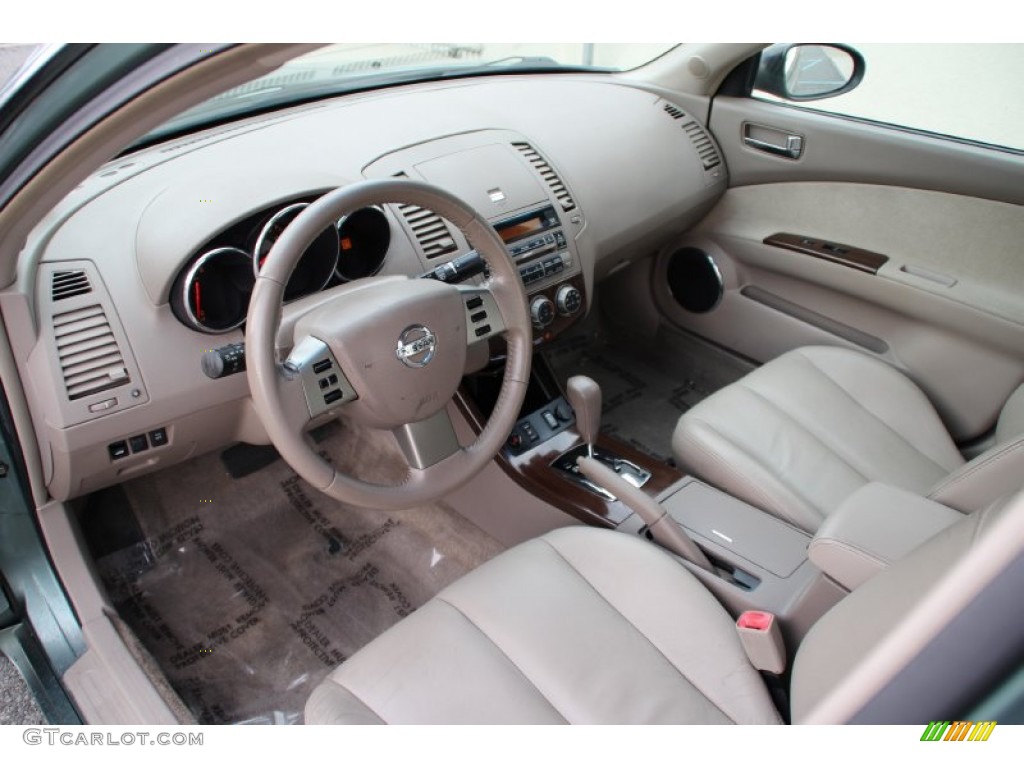 2005 Nissan Altima 3.5 SL Interior Color Photos