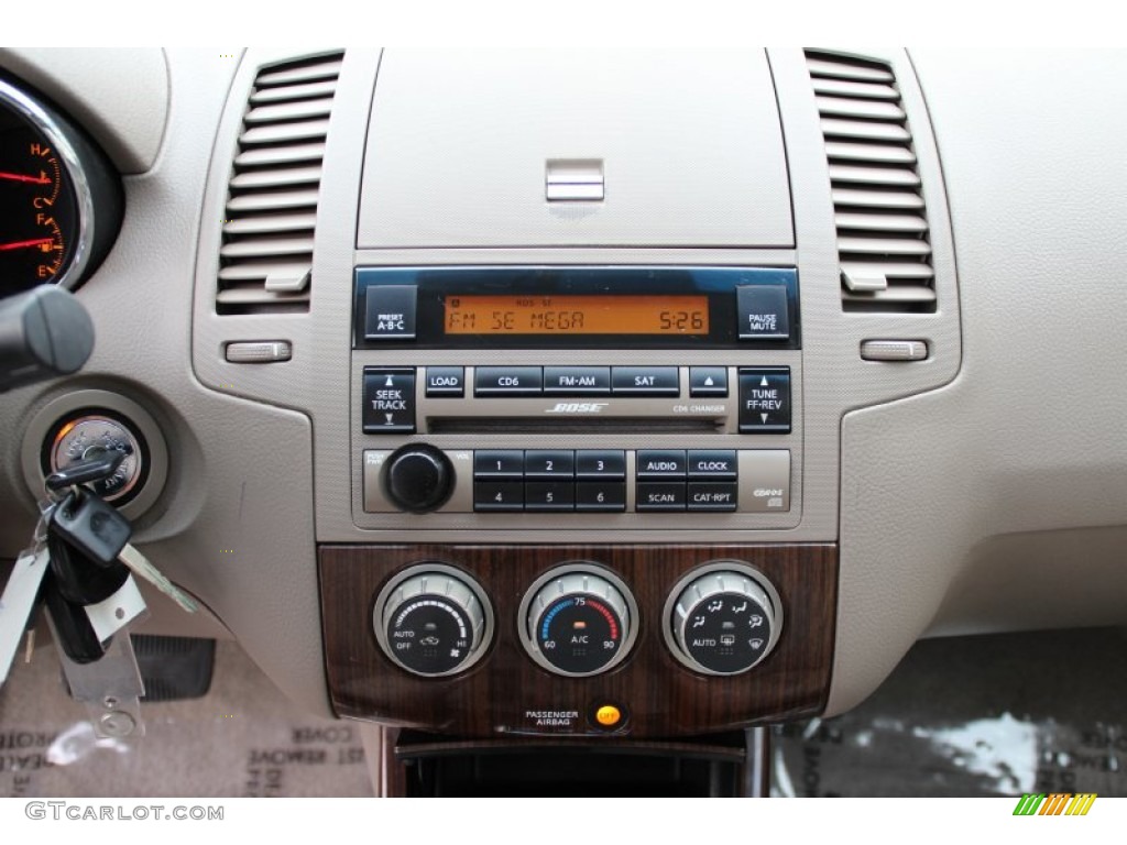 2005 Altima 3.5 SL - Mystic Emerald Green / Blond photo #11