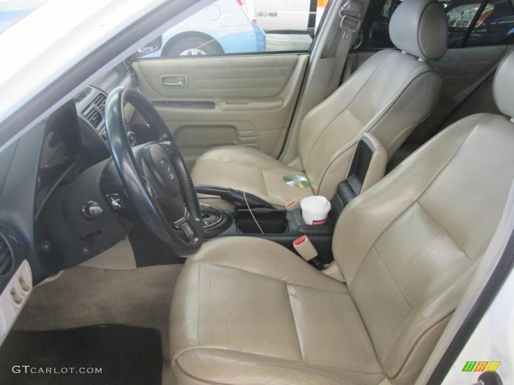 2003 IS 300 Sedan - Crystal White / Ivory photo #4