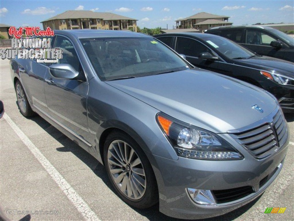 Parisian Gray Hyundai Equus