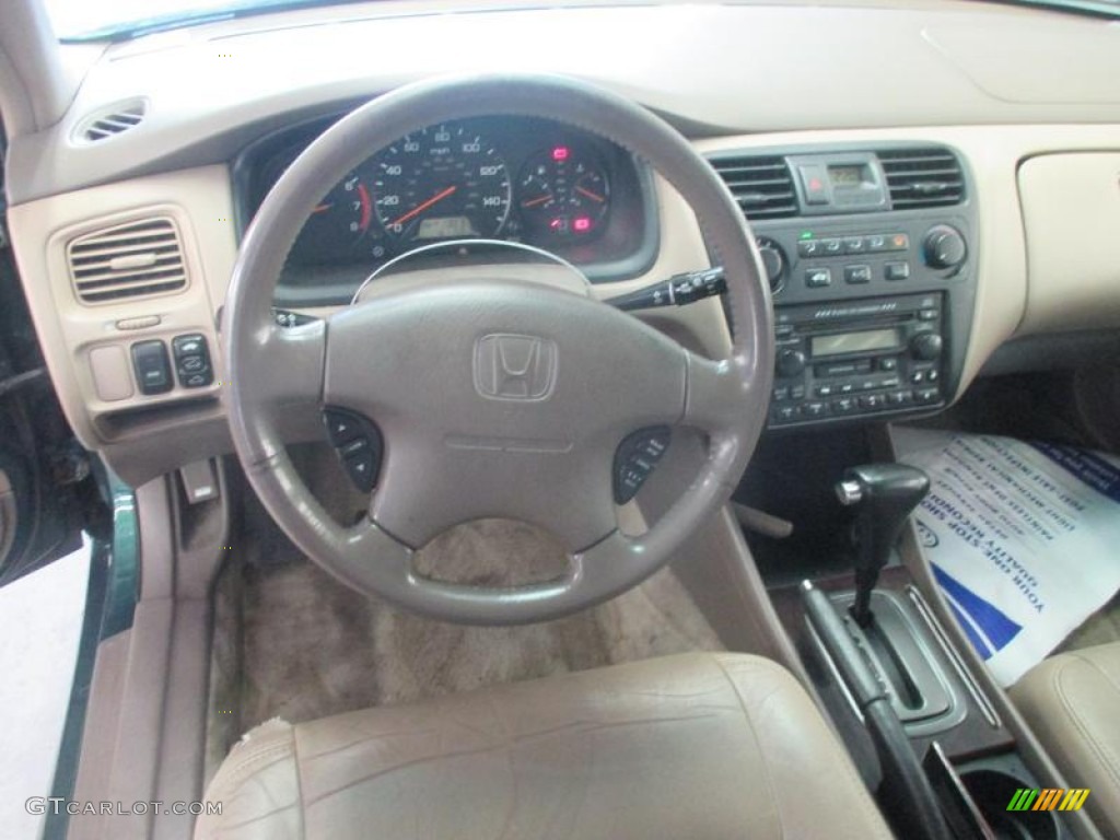 2002 Accord SE Sedan - Noble Green Pearl / Ivory photo #5