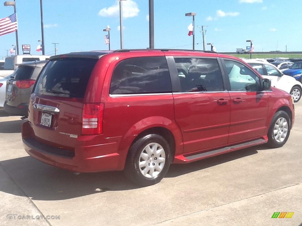 2009 Town & Country LX - Inferno Red Crystal Pearl / Medium Slate Gray/Light Shale photo #4