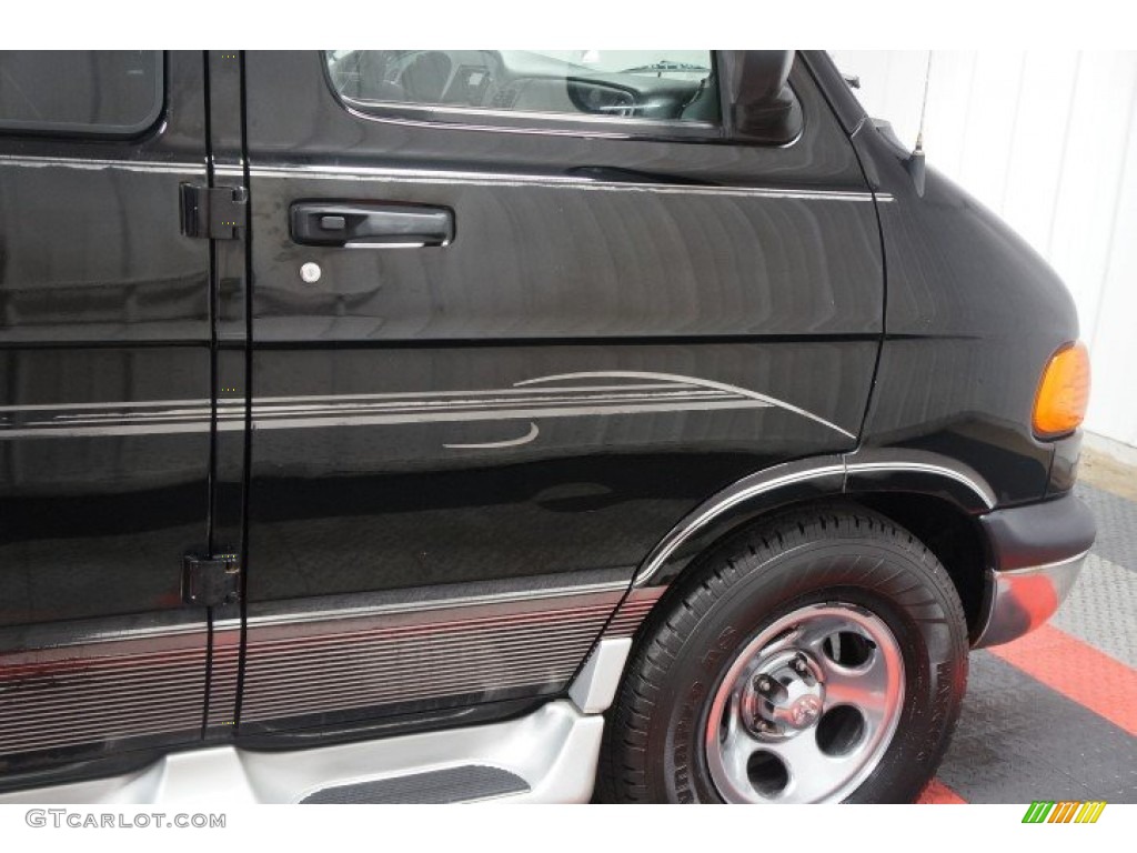 2003 Ram Van 1500 Passenger Conversion - Black / Dark Slate Gray photo #62