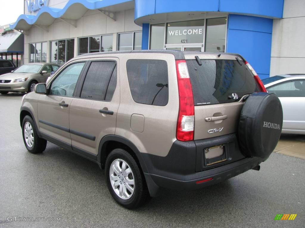 2005 CR-V EX 4WD - Sahara Sand Metallic / Ivory photo #4