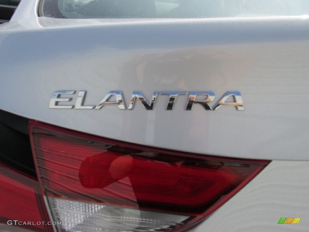 2016 Elantra SE - Silver / Gray photo #13