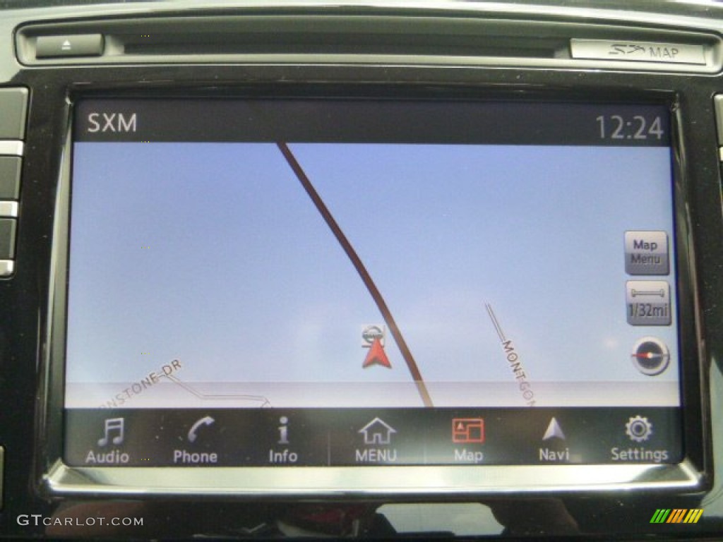 2016 Nissan Maxima SR Navigation Photos