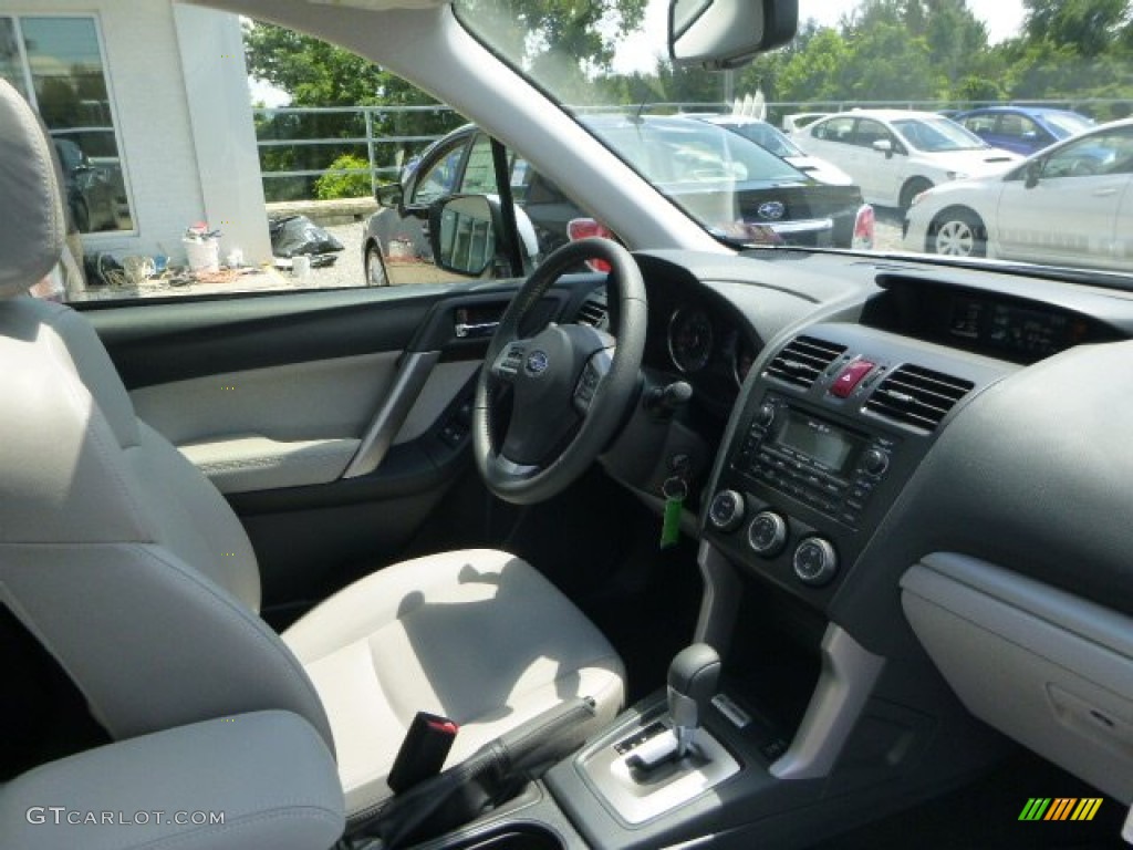 2015 Forester 2.5i Limited - Ice Silver Metallic / Gray photo #11