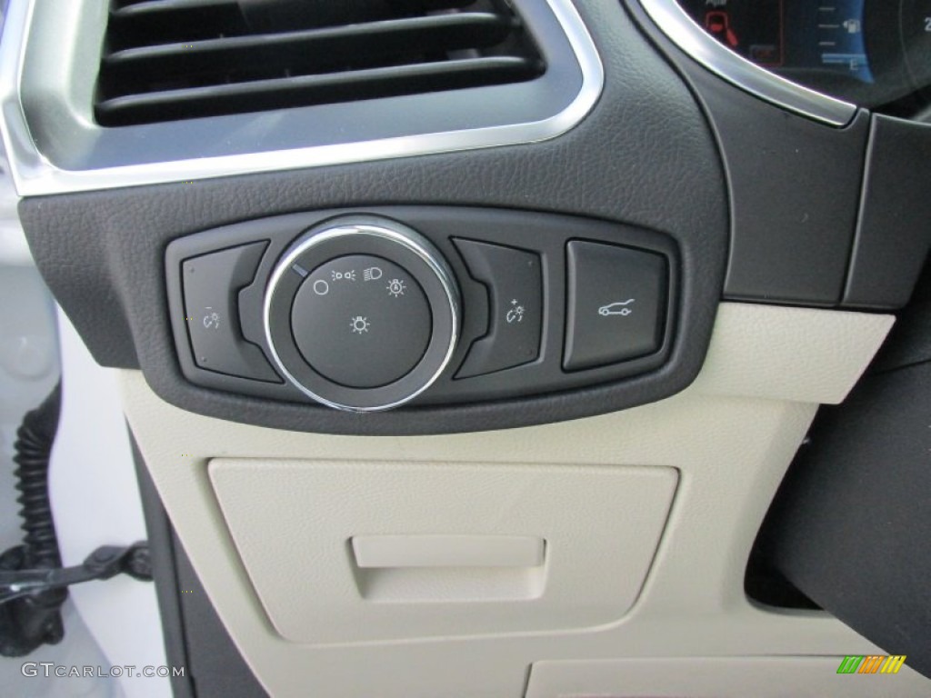 2015 Ford Edge Titanium Controls Photo #105774660