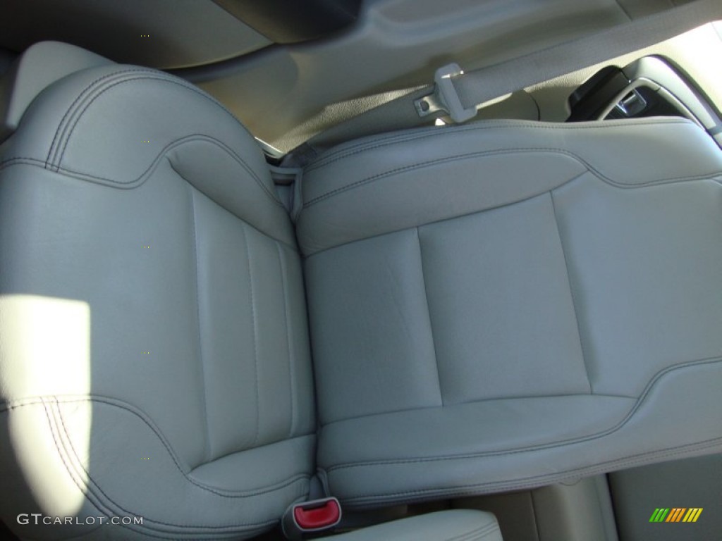 2012 Taurus SEL - Ebony Black / Light Stone photo #17