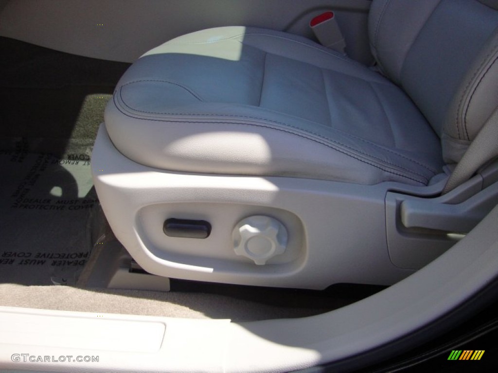 2012 Taurus SEL - Ebony Black / Light Stone photo #20
