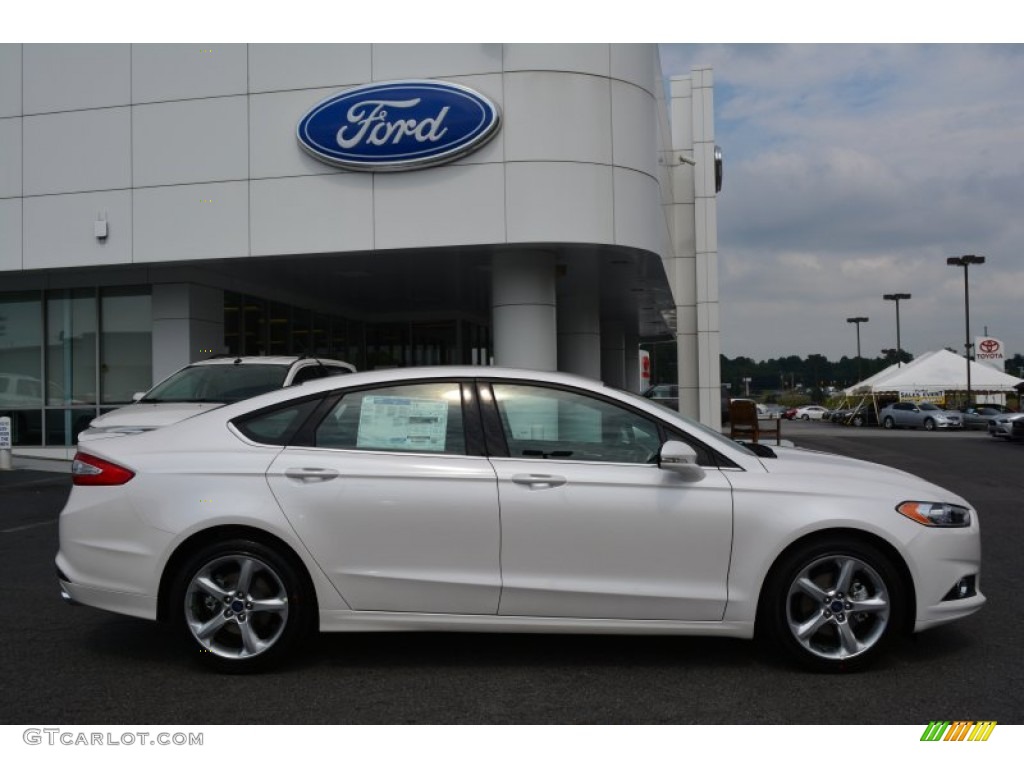 2016 Fusion SE - White Platinum Tri-Coat Metallic / Charcoal Black photo #2