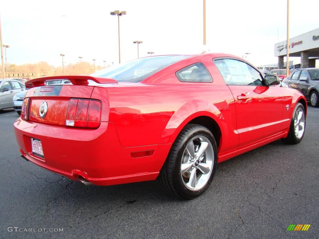 2009 Mustang GT Premium Coupe - Torch Red / Dark Charcoal photo #3