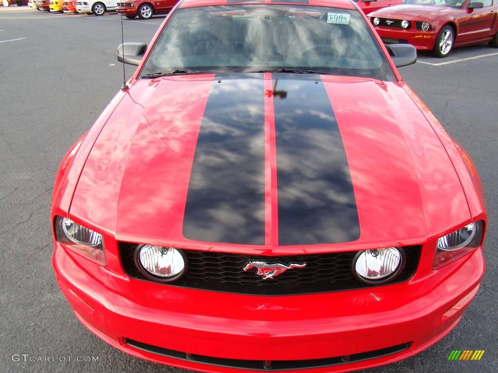 2009 Mustang GT Premium Coupe - Torch Red / Dark Charcoal photo #8