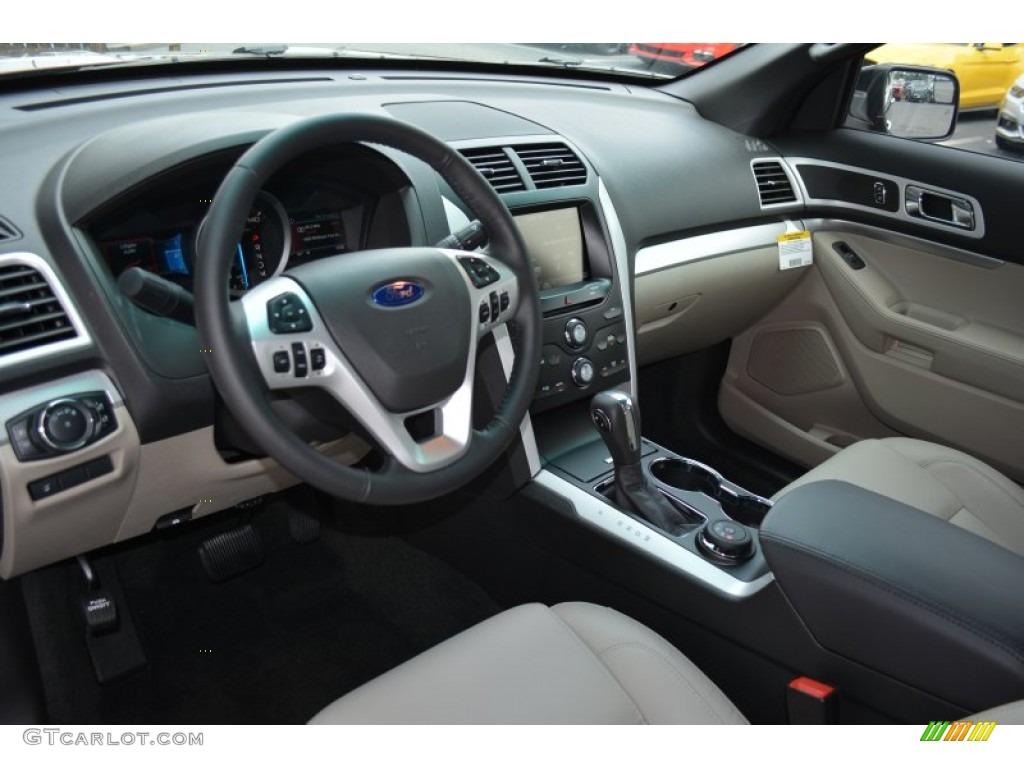 2015 Explorer XLT 4WD - Bronze Fire / Medium Light Stone photo #8