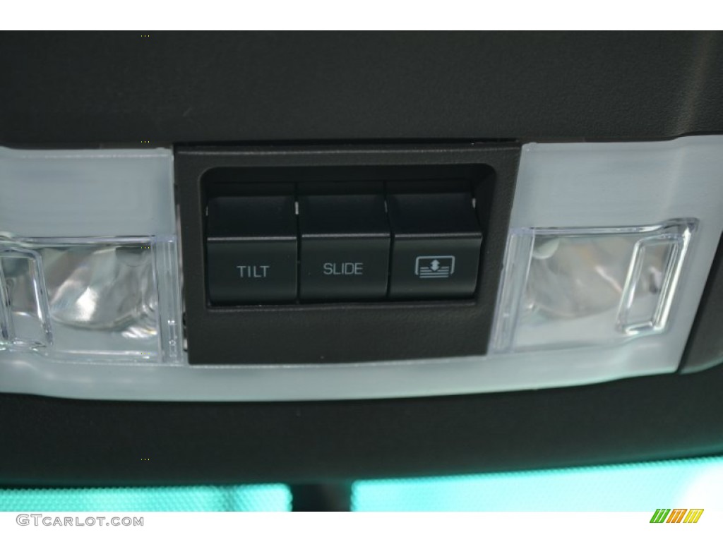 2015 Explorer XLT 4WD - Bronze Fire / Medium Light Stone photo #20