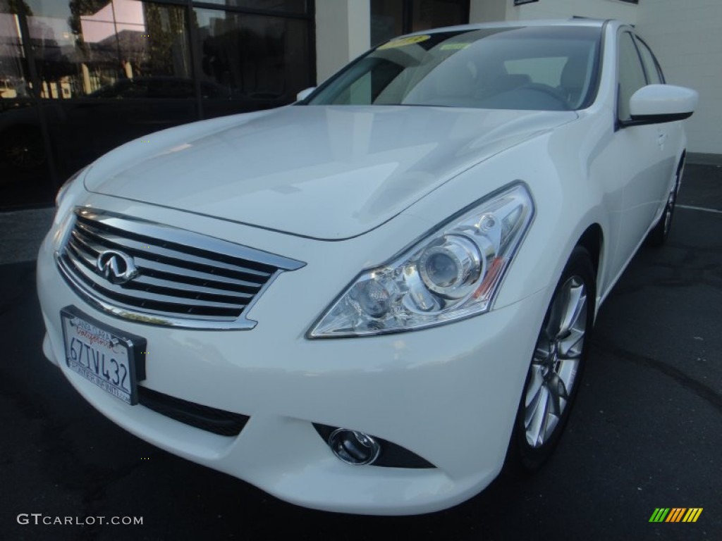 2013 G 37 Journey Sedan - Moonlight White / Wheat photo #1