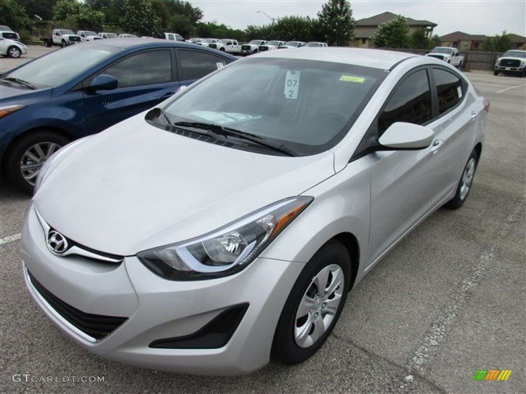 Silver 2016 Hyundai Elantra SE Exterior Photo #105795729