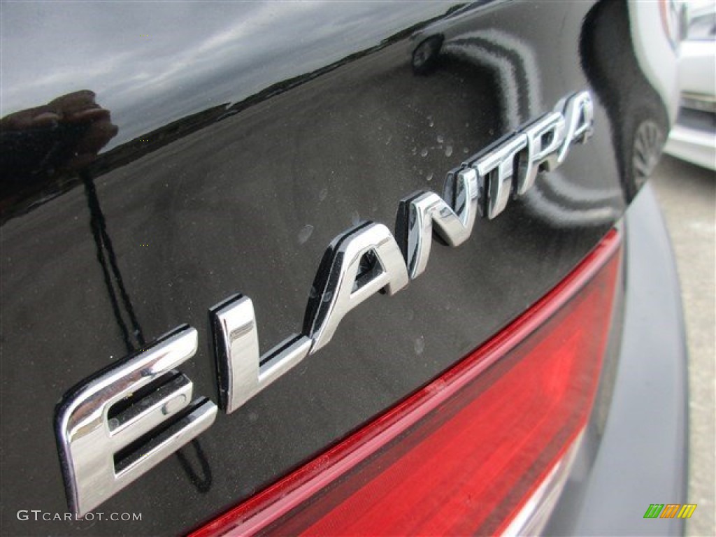 2016 Elantra Value Edition - Phantom Black / Black photo #4