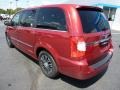 Deep Cherry Red Crystal Pearl - Town & Country S Photo No. 3