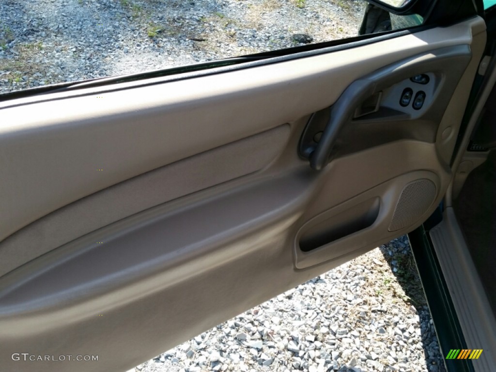 2001 Escort ZX2 Coupe - Tropic Green Metallic / Medium Prairie Tan photo #19