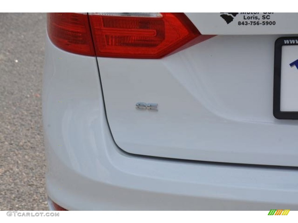 2015 Fiesta SE Sedan - Oxford White / Charcoal Black photo #7