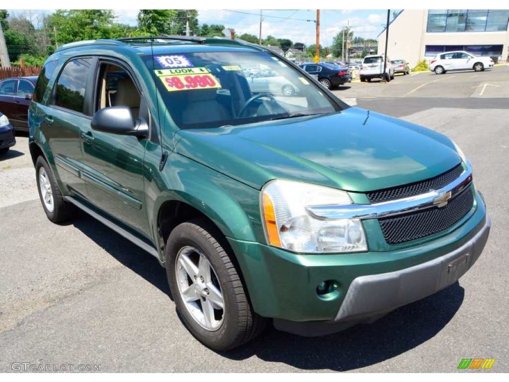 2005 Equinox LT AWD - Meander Green Metallic / Light Cashmere photo #3