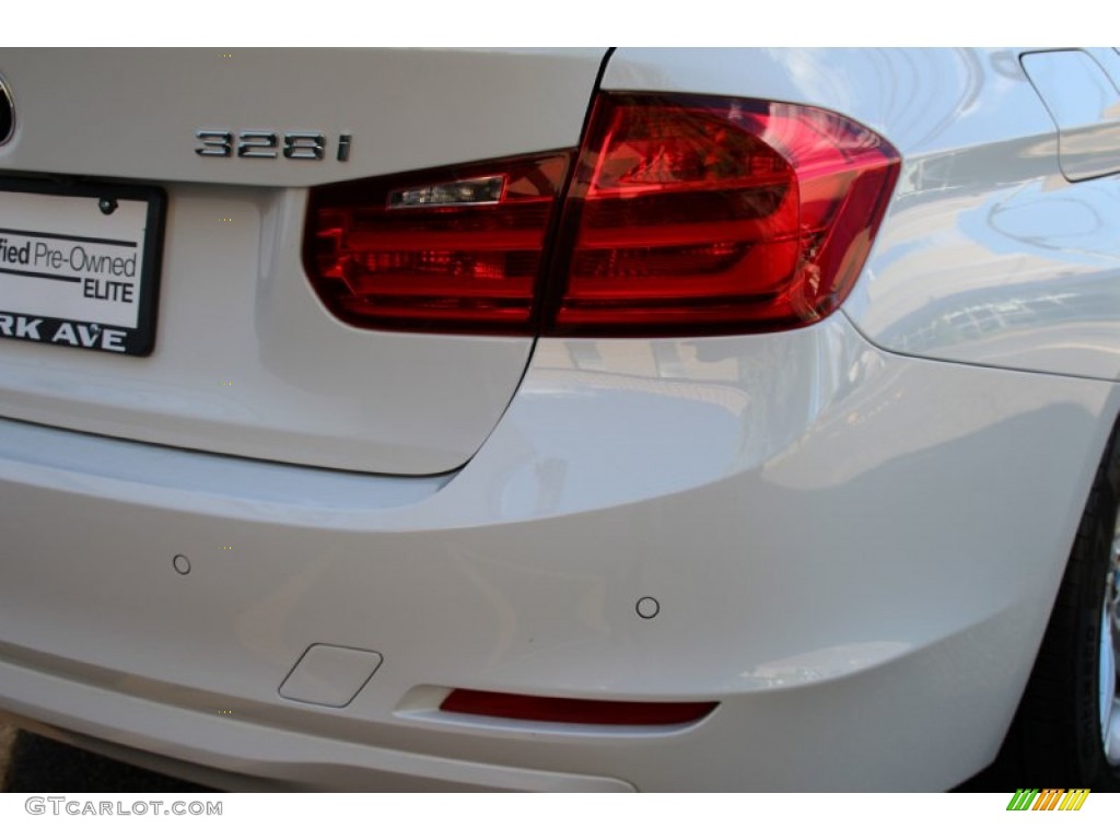 2015 3 Series 328i xDrive Sedan - Alpine White / Venetian Beige photo #23