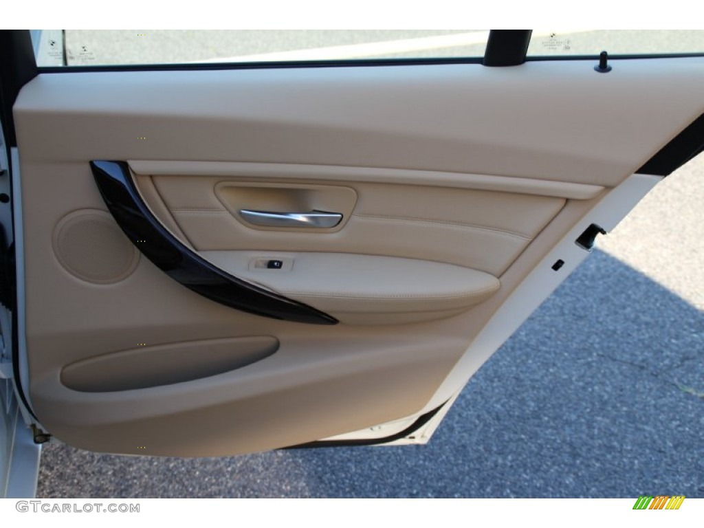 2015 3 Series 328i xDrive Sedan - Alpine White / Venetian Beige photo #24
