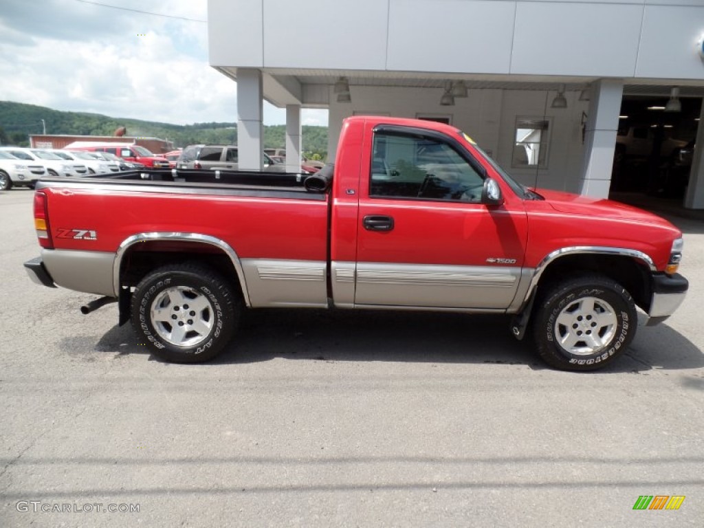 2002 Silverado 1500 LS Regular Cab 4x4 - Victory Red / Graphite Gray photo #4