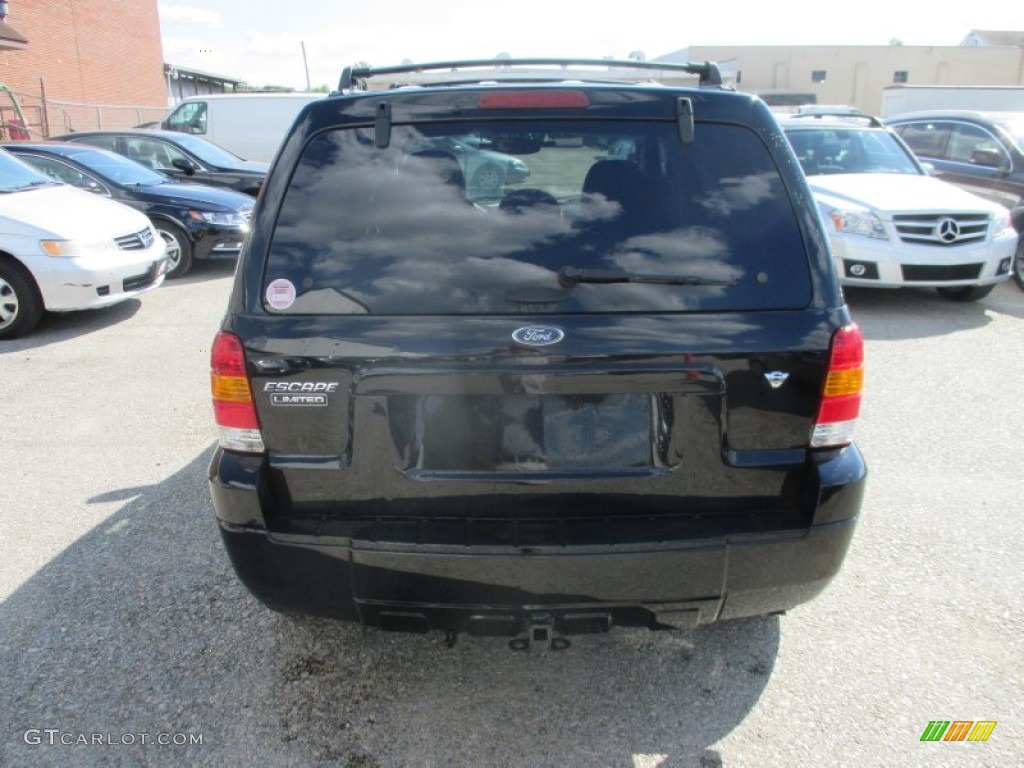 2005 Escape Limited 4WD - Black / Medium/Dark Pebble Beige photo #9