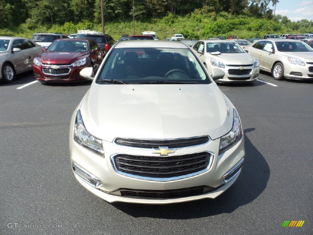 2016 Cruze Limited LT - Champagne Silver Metallic / Jet Black photo #2