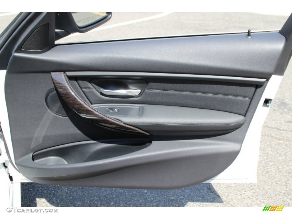 2015 3 Series 328i xDrive Sedan - Alpine White / Venetian Beige photo #27