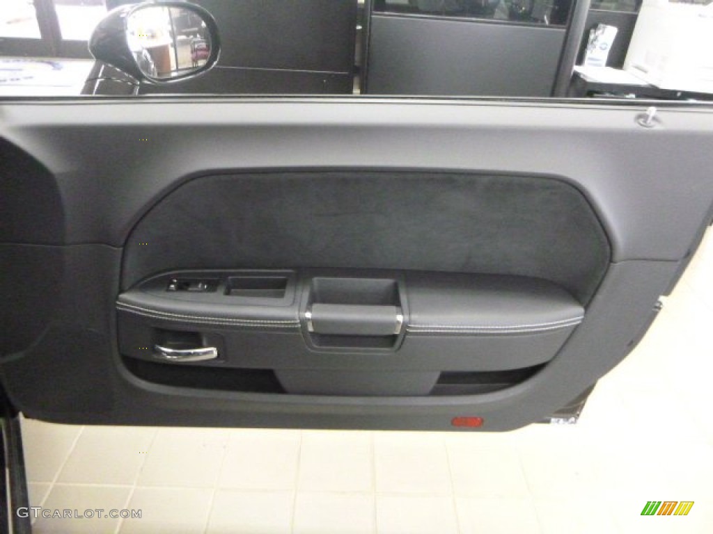 2014 Challenger SRT8 392 - Phantom Black Tri-Coat Pearl / Dark Slate Gray photo #8