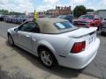 Oxford White - Mustang V6 Convertible Photo No. 5