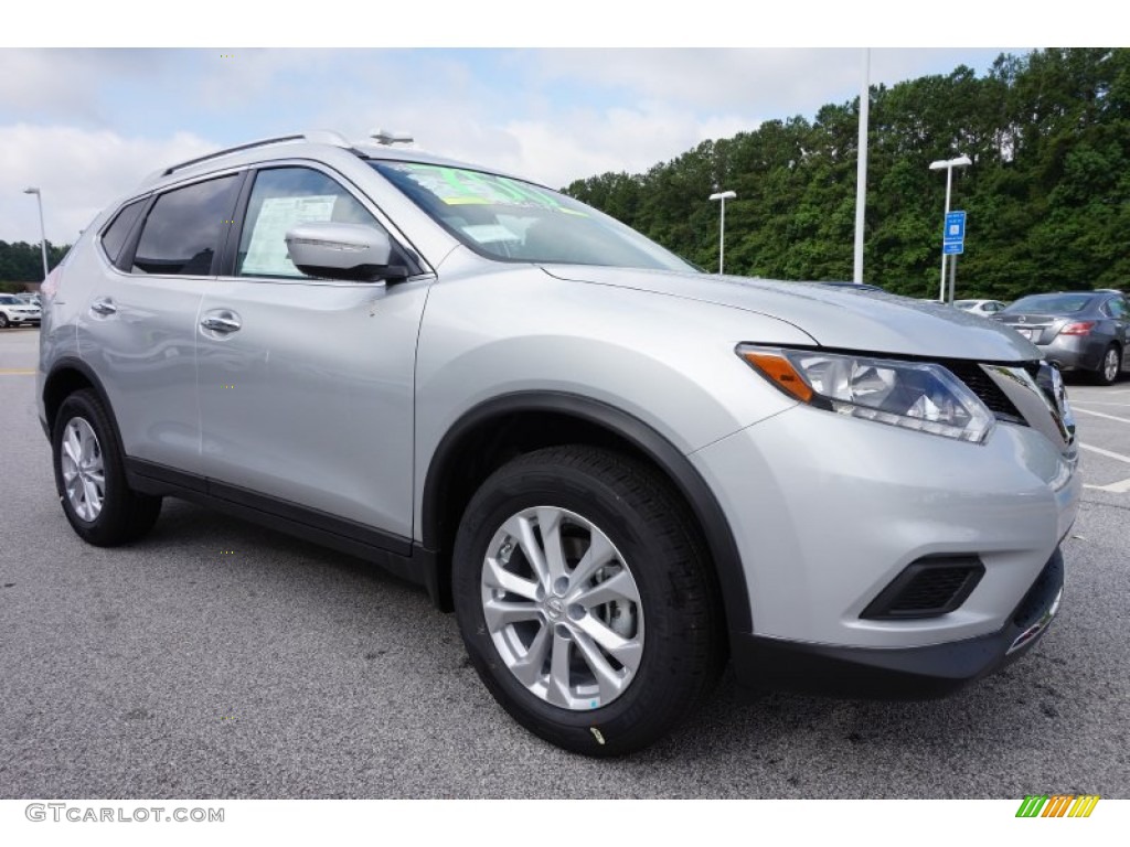 2015 Rogue SV AWD - Brilliant Silver / Charcoal photo #7