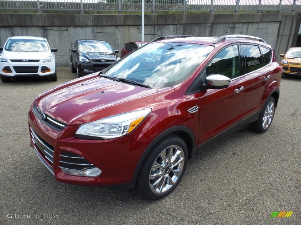 2016 Escape SE 4WD - Ruby Red Metallic / Charcoal Black photo #8