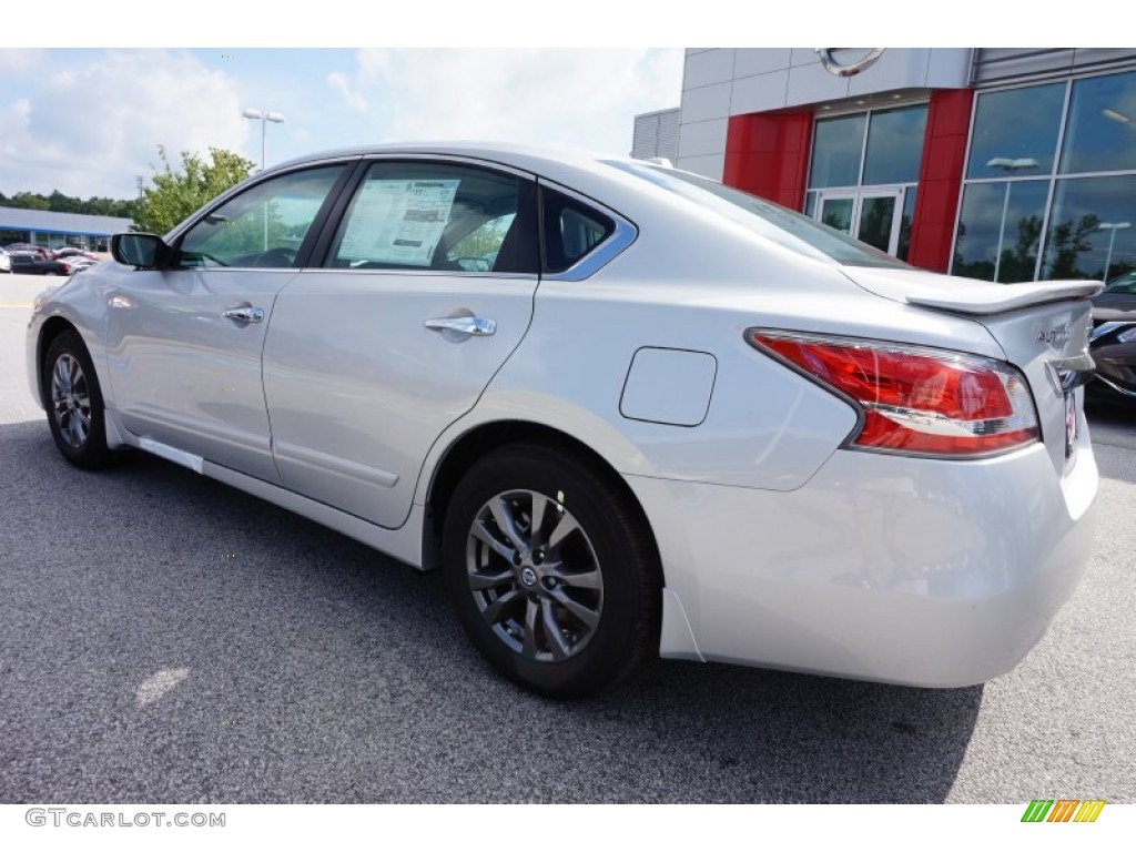 2015 Altima 2.5 S - Brilliant Silver / Charcoal photo #3