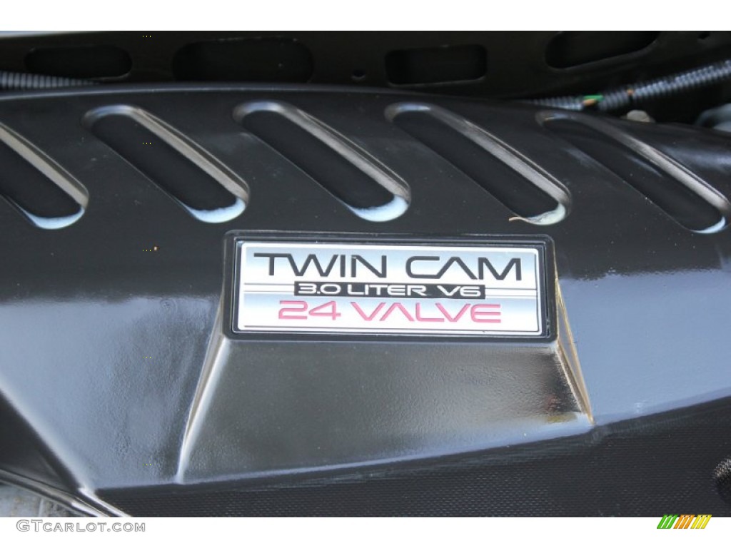 2003 VUE V6 - Silver / Gray photo #28