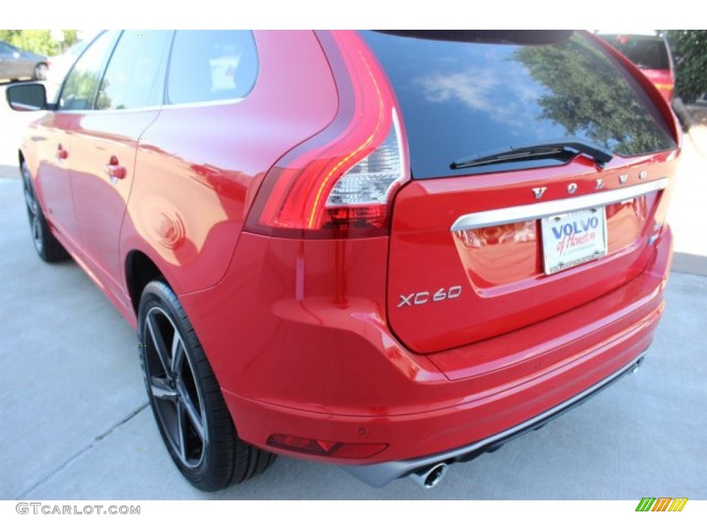 2016 XC60 T6 AWD R-Design - Passion Red / Off-Black photo #6