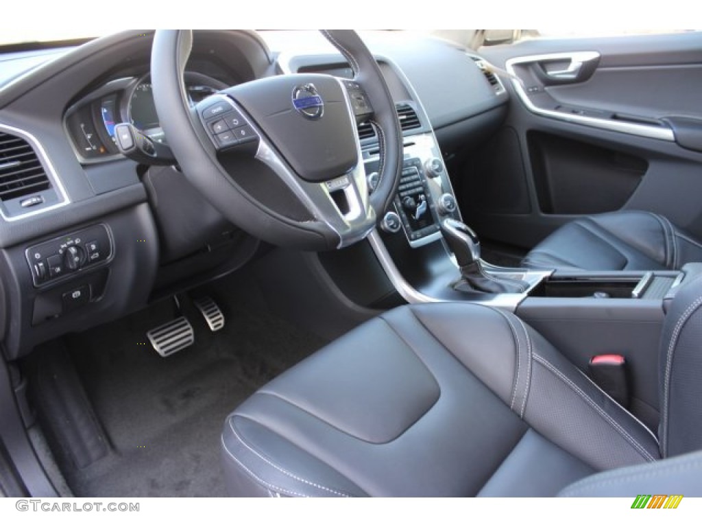 Off-Black Interior 2016 Volvo XC60 T6 AWD R-Design Photo #105830080