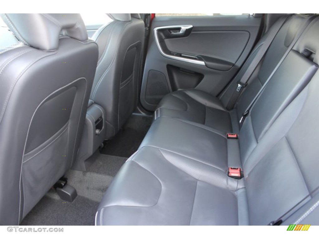 Off-Black Interior 2016 Volvo XC60 T6 AWD R-Design Photo #105830434