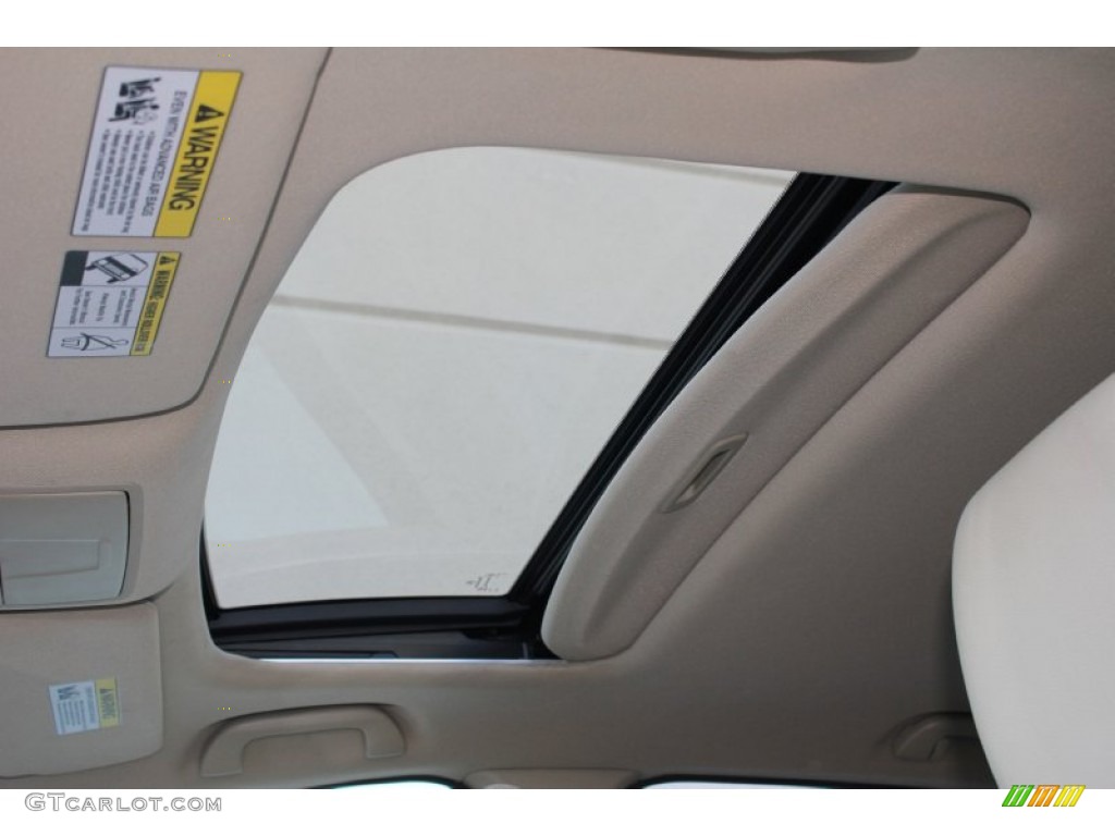 2013 RDX  - Basque Red Pearl II / Parchment photo #16