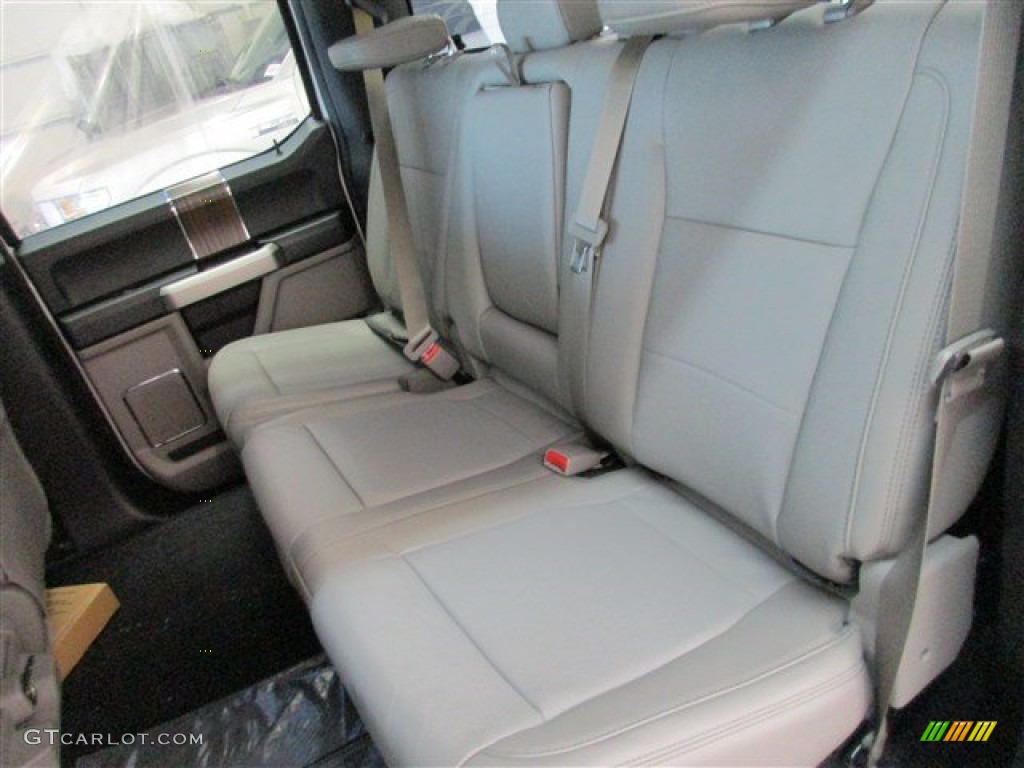 2015 F150 Lariat SuperCrew - Oxford White / Medium Earth Gray photo #10