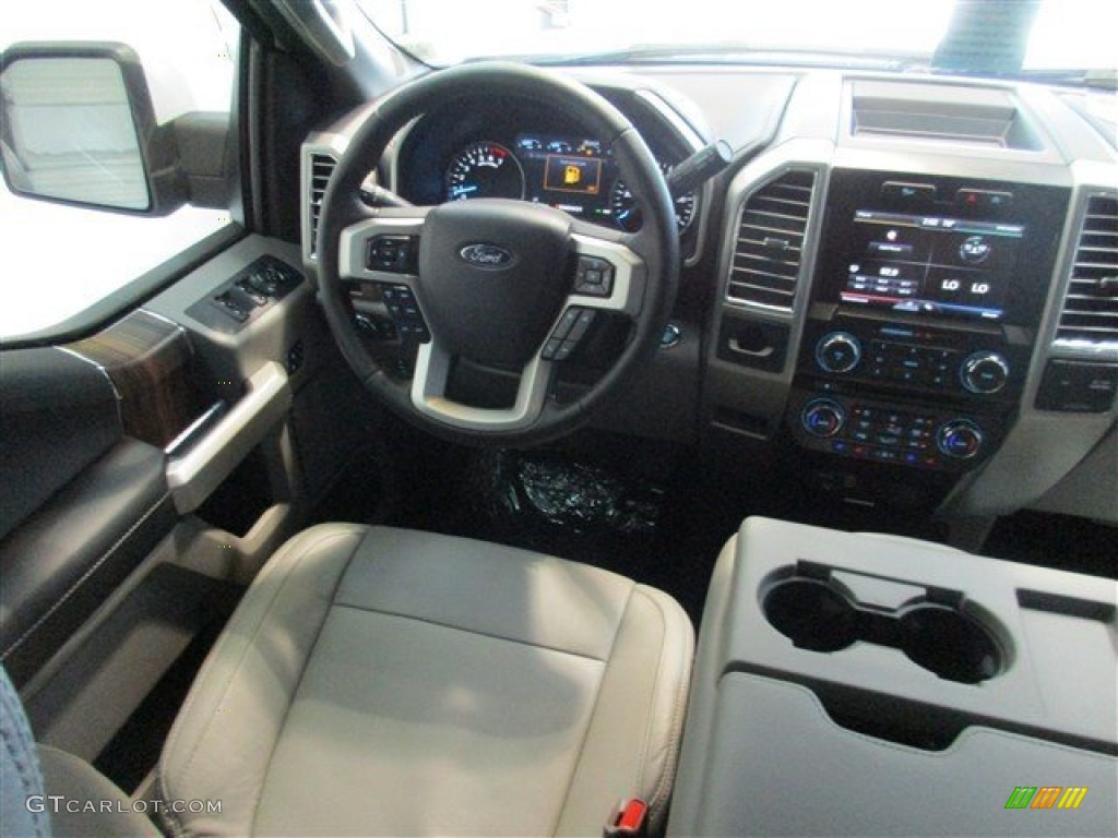 2015 F150 Lariat SuperCrew - Oxford White / Medium Earth Gray photo #11