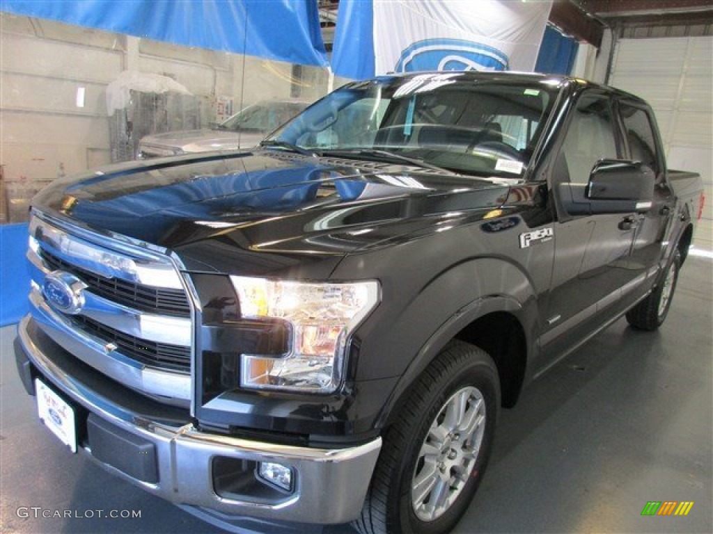 2015 F150 Lariat SuperCrew - Tuxedo Black Metallic / Black photo #3