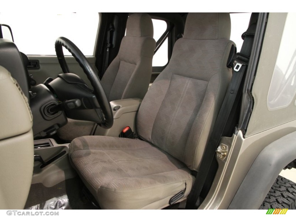2004 Wrangler X 4x4 - Light Khaki Metallic / Khaki photo #5